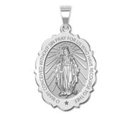 Miraculous Medal Scalloped Oval  EXCLUSIVE 