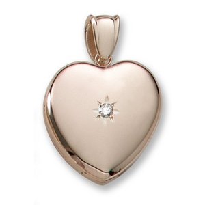 18k Premium Weight Yellow Gold Heart Picture w  7pt  Diamond Locket