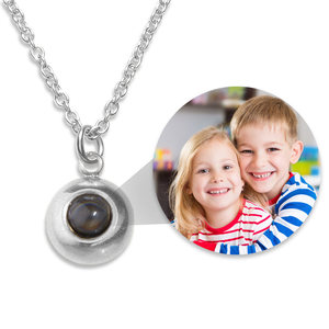 Photo Projection Round Pendant   Chain